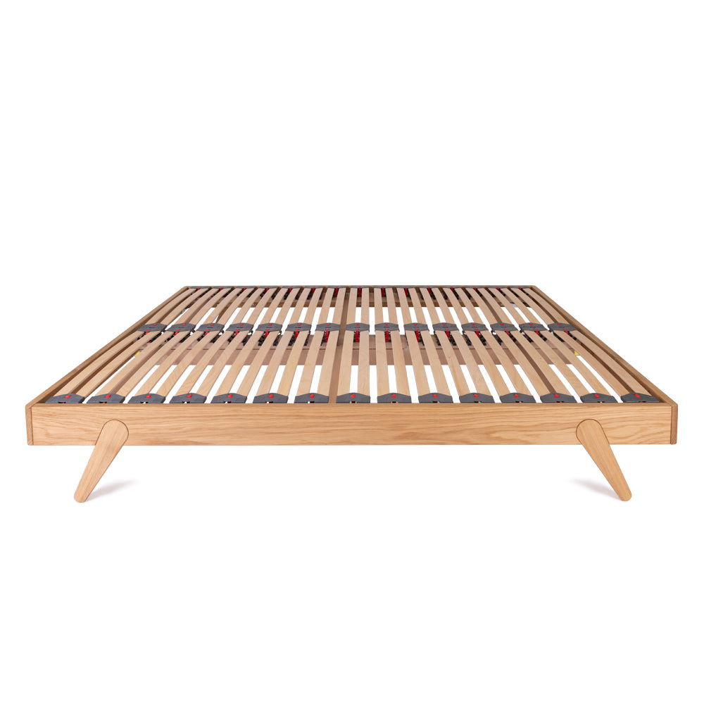 Sherwood Solid Oak Bed Frame with Recessed Angled Bed Legs – UK Double 4ft 6