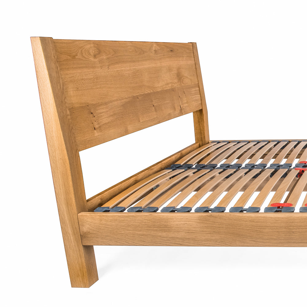 Hamsterley UK Double 4ft 6 Solid Oak Bed Frame with integrated Angled Headboard